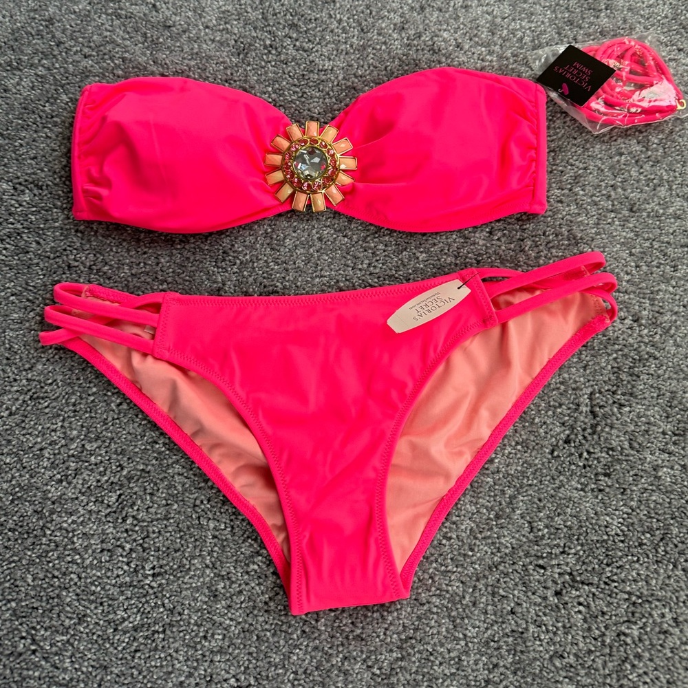 Victoria’s Secret bling bikini set